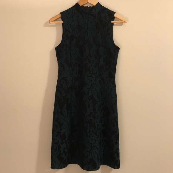 Short green/black floral mesh dress with mock neck - Picture 1 of 4
